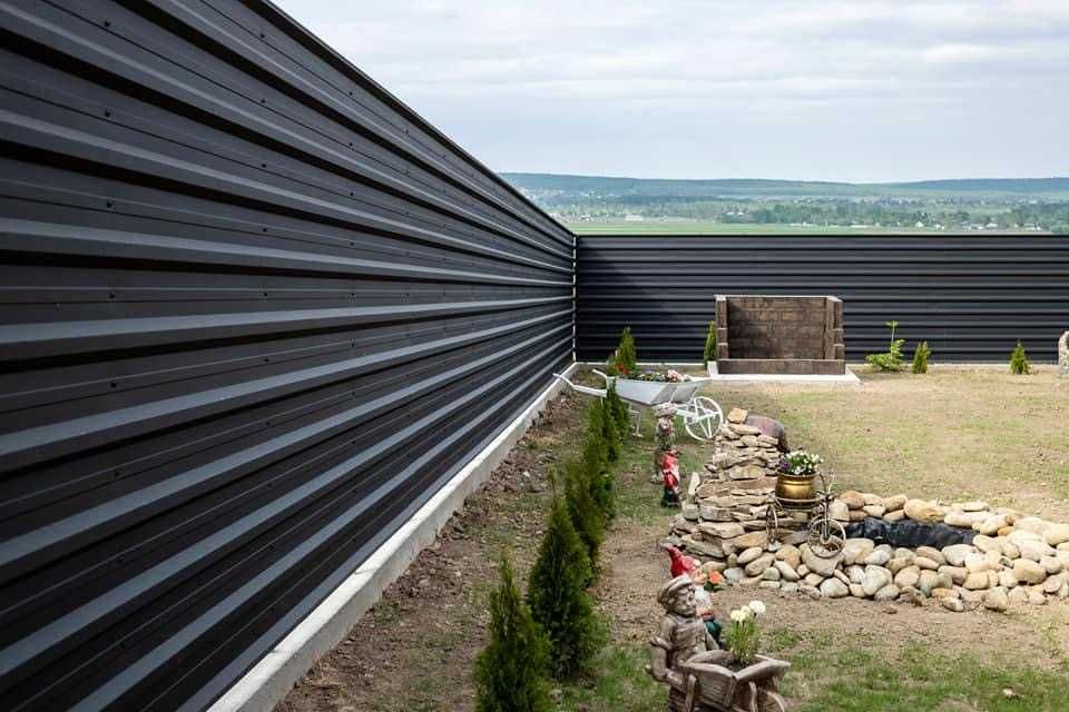 Vand garduri si porti