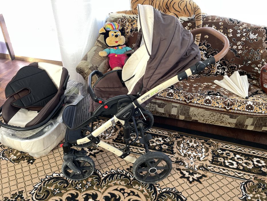 Продам детскую коляску