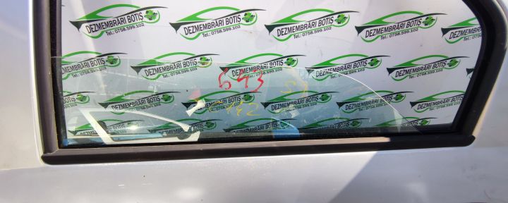 Usa / Portiera spate stanga Dacia Logan prima generatie