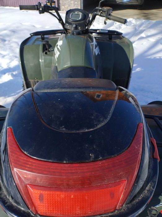 Vând ATV Artic in stare f bună de funcționare .