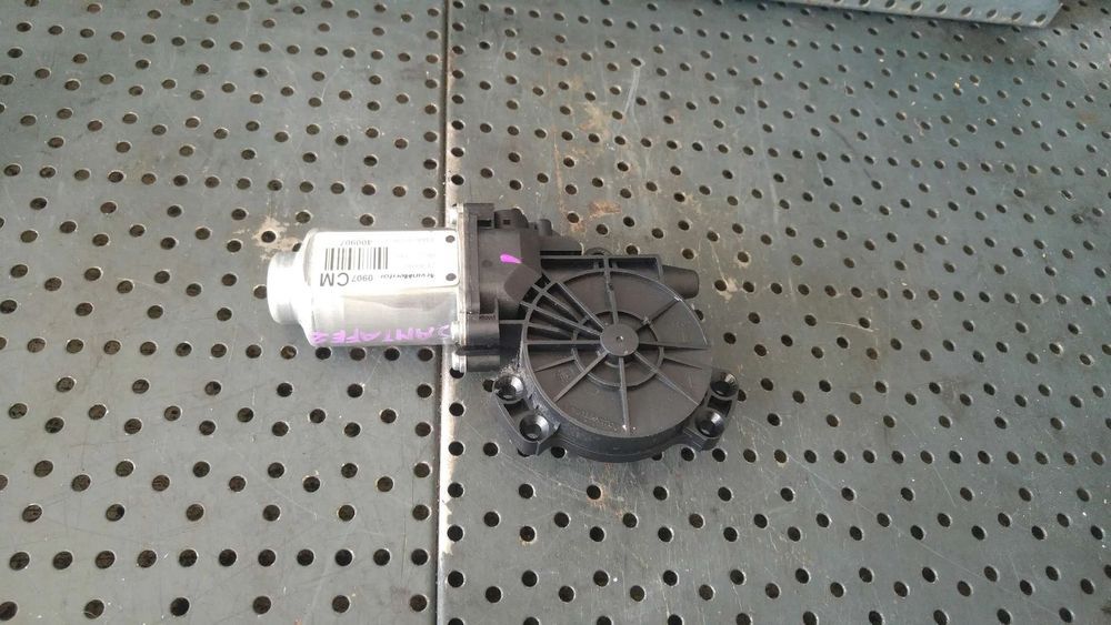 Motoras macara stanga fata hyundai santa fe 2 cm 0907cm