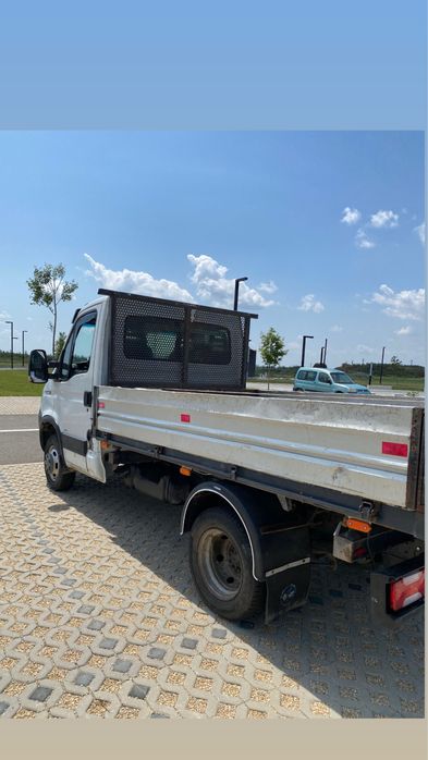 Vand camioneta basculabila Iveco Daily 2.3