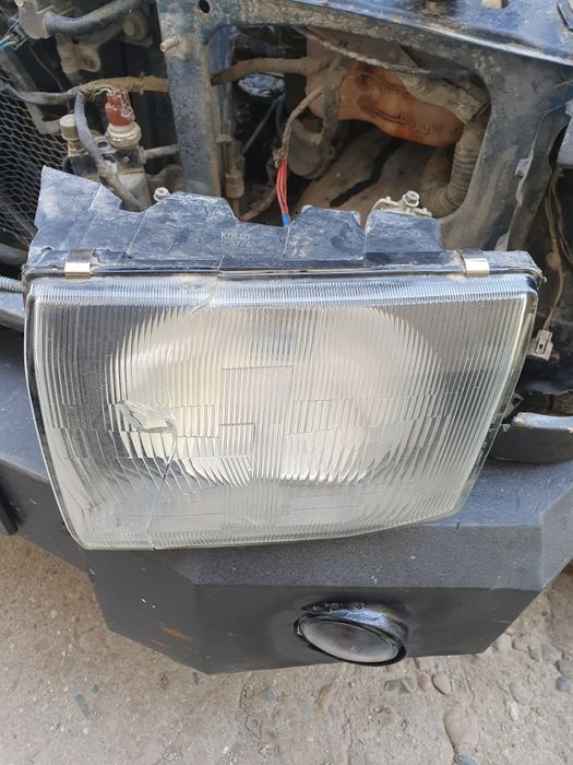 Паджеро 2 фары в оригинал.
