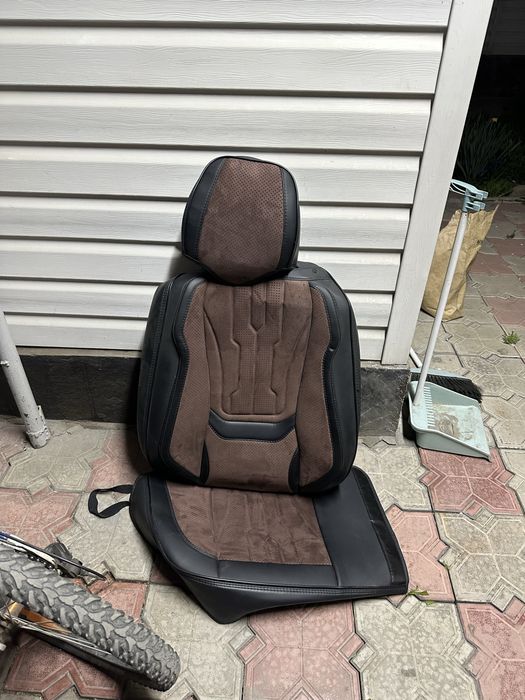 Кожанные чехлы в автомобиль