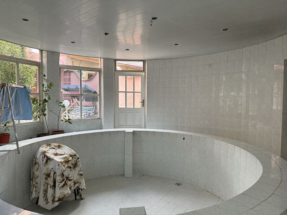 Трёхэтажный дом, Дубовая 3,4 сотки, Пять - комнат • 300м² Алимкент