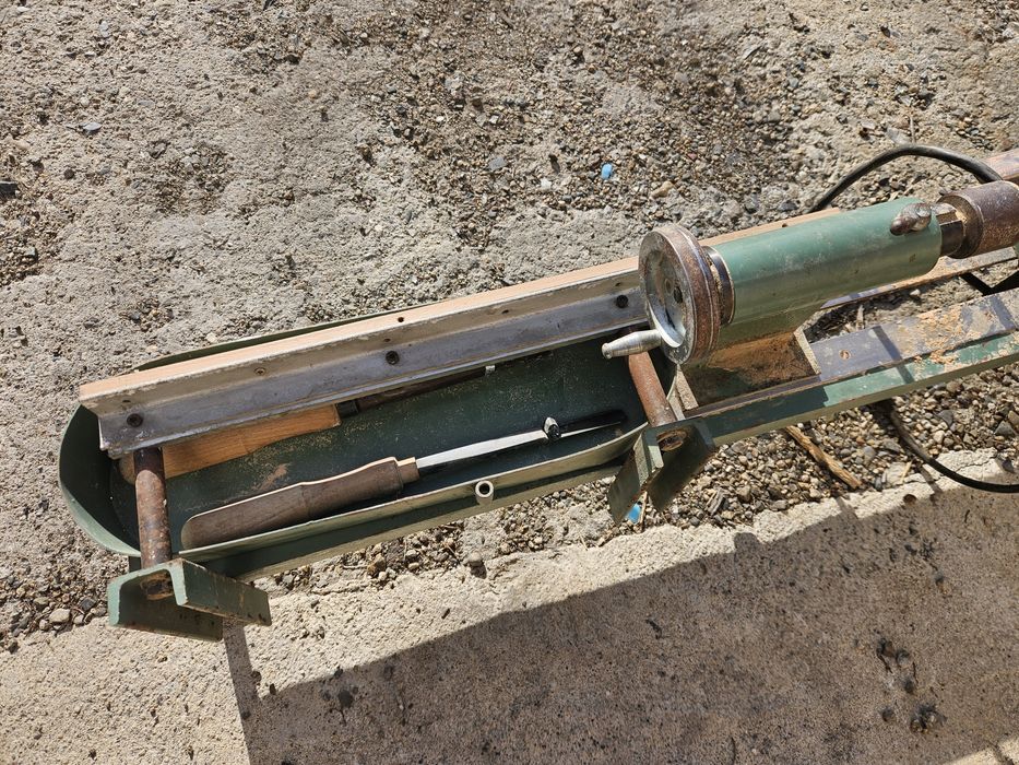 монофазен дървообработващ  струг