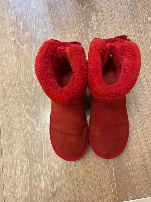 Продам угги зимние 36 размер