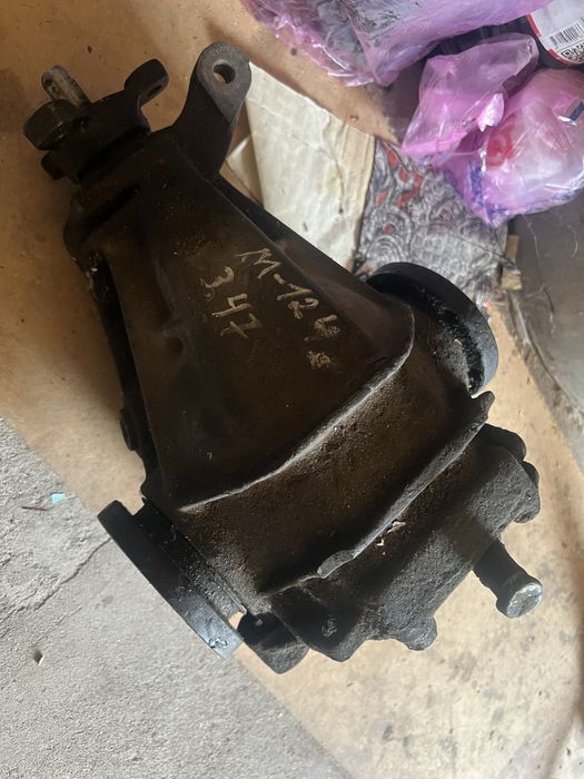 Редуктор 3.47 124 мерс