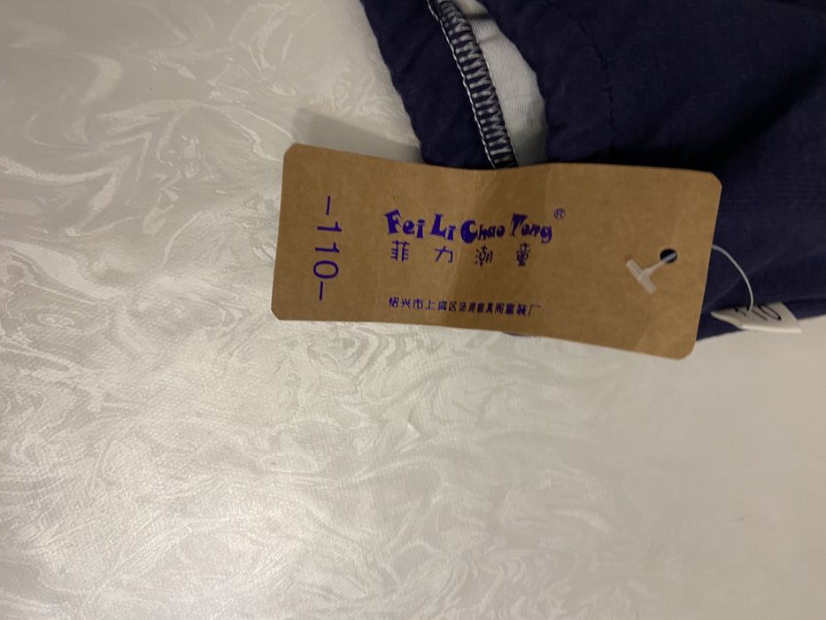 Продаю детские костюмчики