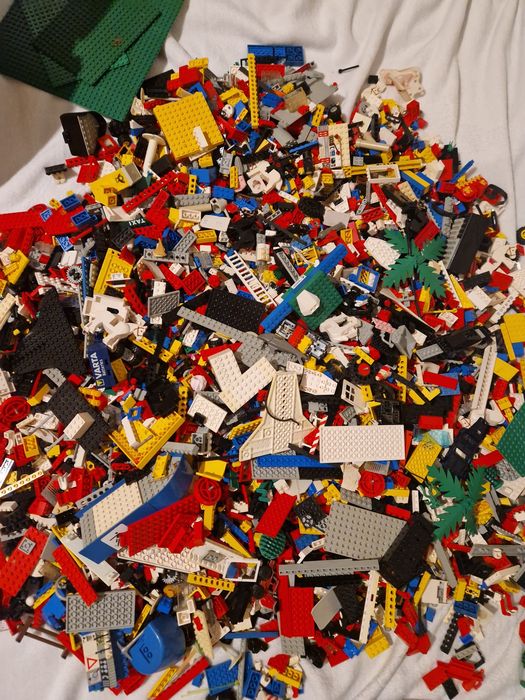Piese lego pentru completări