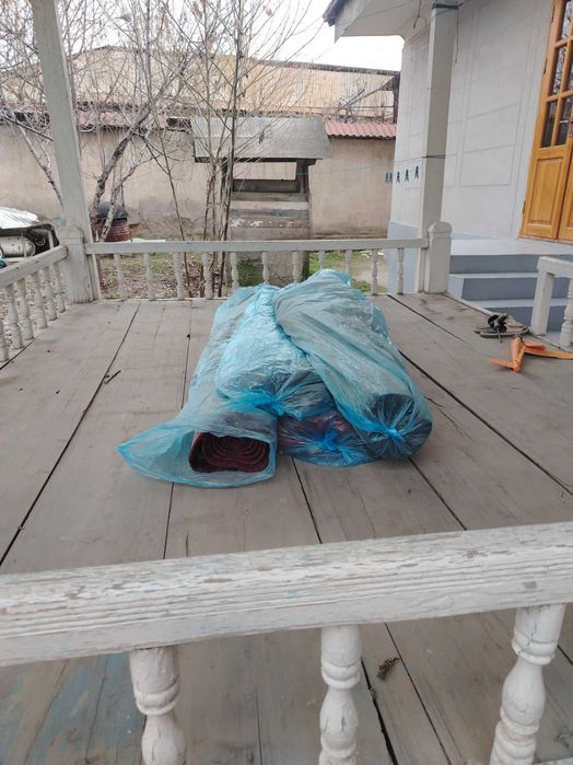 Продаётся ковёр в хорошем состоянии