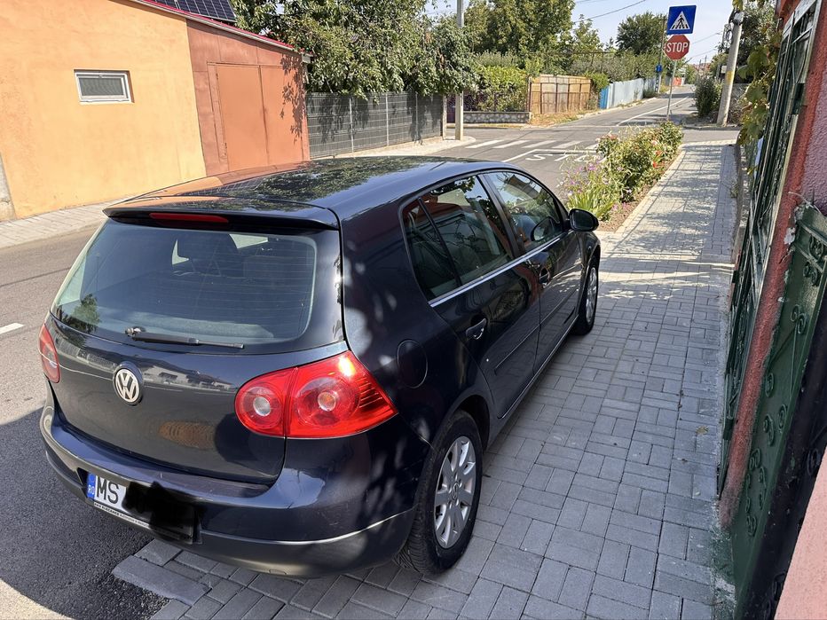 Vand Volkswagen Golf V  1.9 Diesel 105 CP