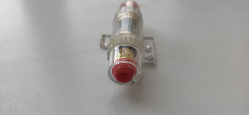 Предохранитель на СабВуфер