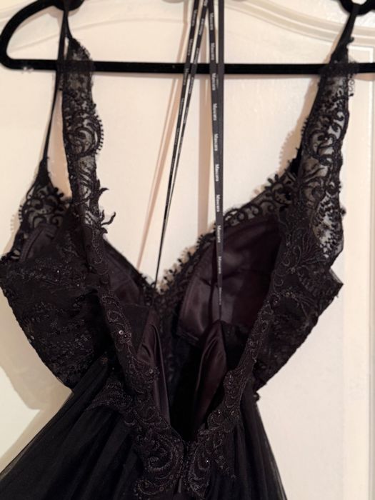 Официална  рокля