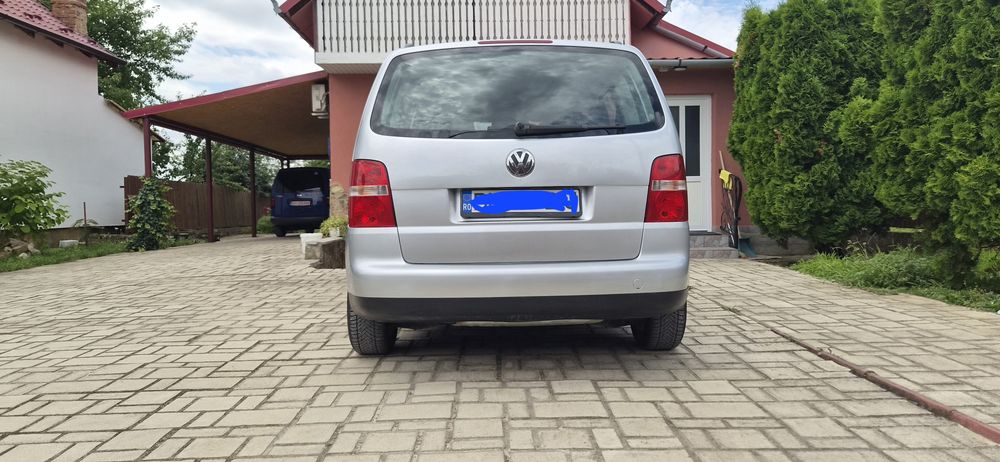 VOLKSWAGEN Touran 2004 — imagine 4