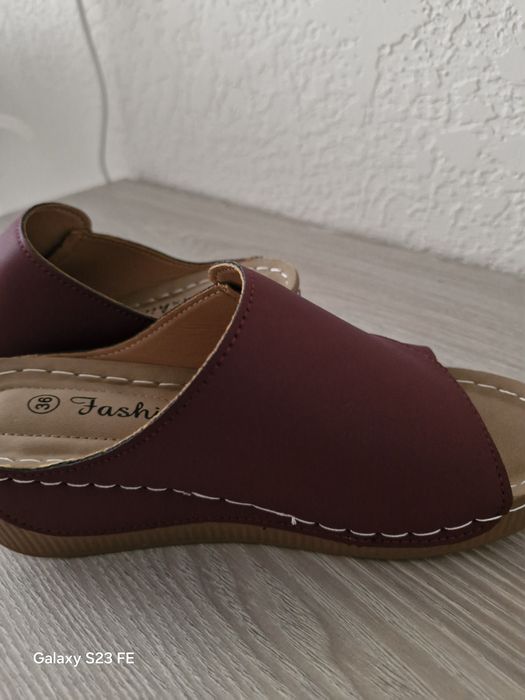 Женская летняя обувь