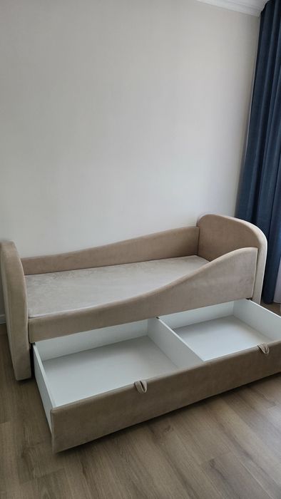 Продаётся детская кровать