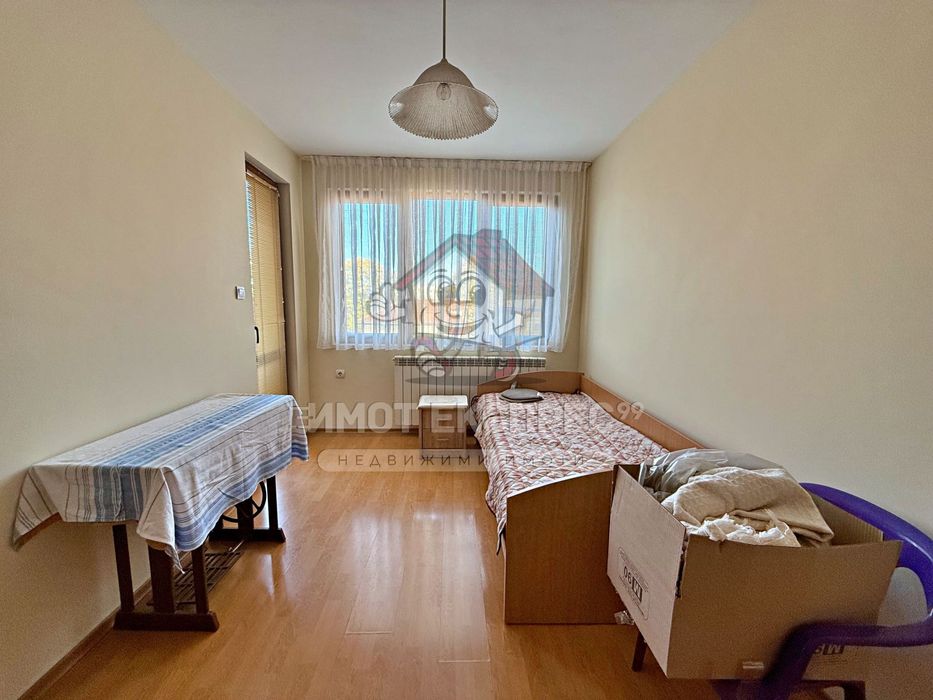 Дава се под наем Тристаен апартамент в Асеновград - 90 кв.м за 382.5 € - Снимка #11