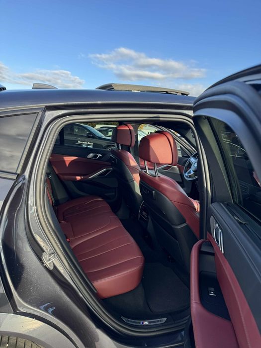 Vând Bmw x6  an 2020