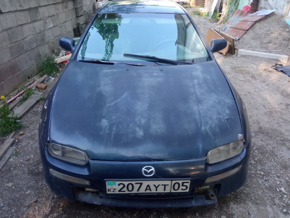 Продам Мазда 323