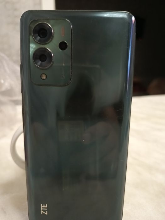 ZTE Blade V40 Pro