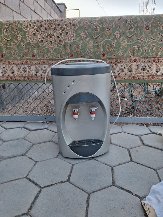 Продам диспенсер