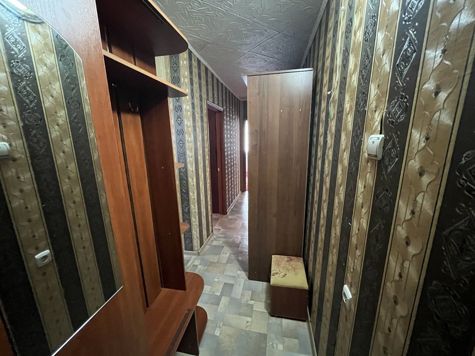 Продам квартиру 4-28