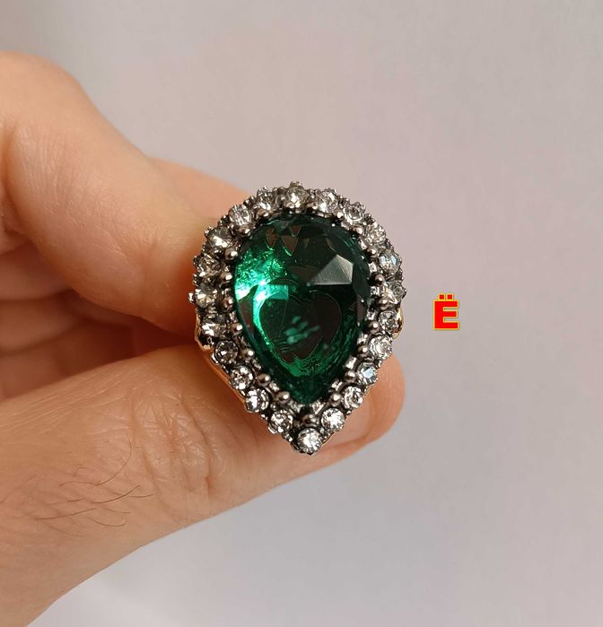 Разная бижутерия новая и б/у.