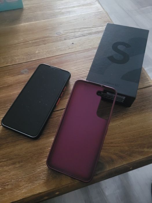 Samsung s 22 full box