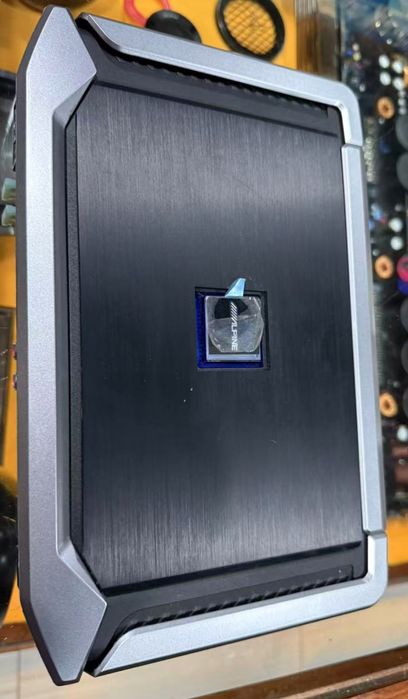 Alpine X-A70F усилитель