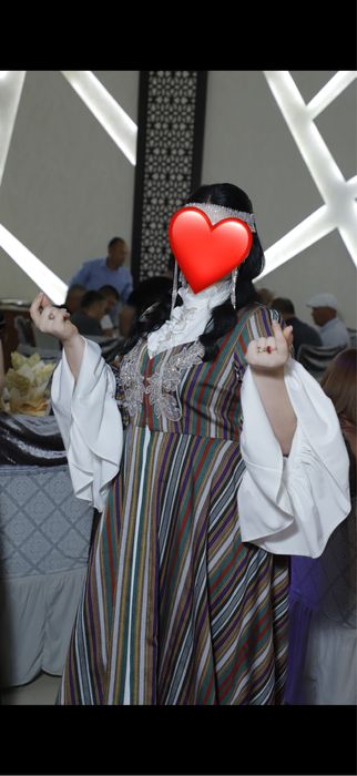 Ansambillar holadi ideal 50-52 daji 54gacha keladi bir marta kiyilgan