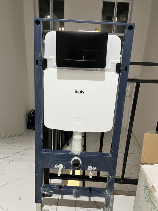 Инсталяция б/у в подарок унитаз