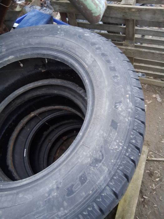 Cauciucuri235/65R16C