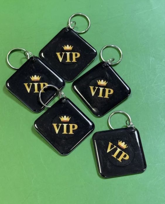 Домофонный ключь