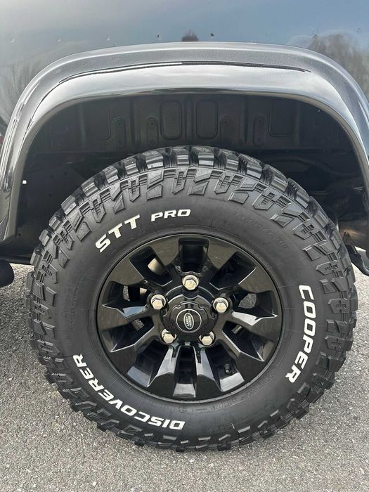 Anvelope Cooper Discoverer STT Pro 265/75R16 – set 5 bucăți (4 uzate ușor + 1 nouă)