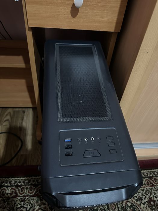 кампьютер сотилади!