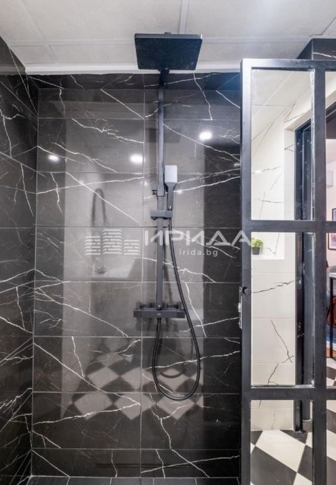 Продава се Двустаен апартамент в София, Център - 45 кв.м за 2108 €/кв.м - Снимка #7