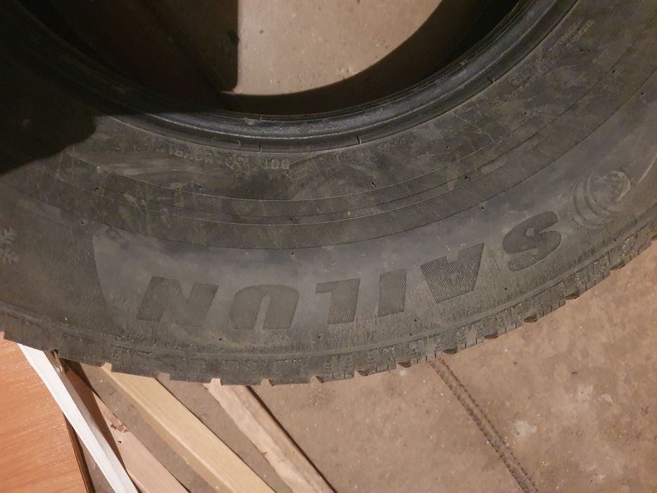 Продам шину на R16