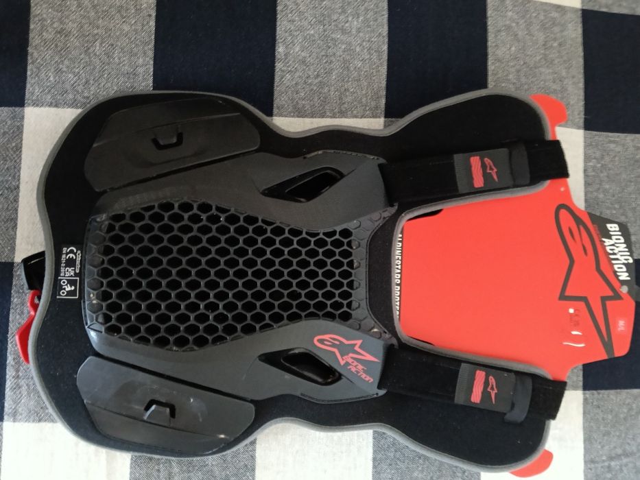 Vestă alpinestars