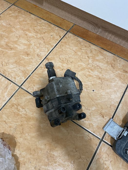 Трамблер мазда кронус