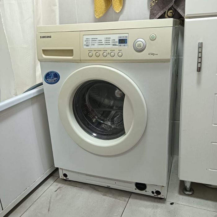 Отдам стиральную машину на запчасти