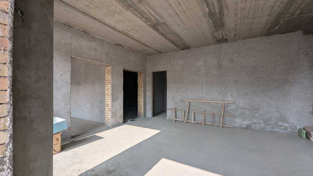 ҲОВЛИ СОТИЛАДИ - Янги 16 йиллик, Бунёдкор махалла