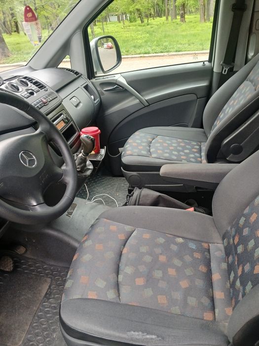 Mercedes vito 111D 8 locuri 2005