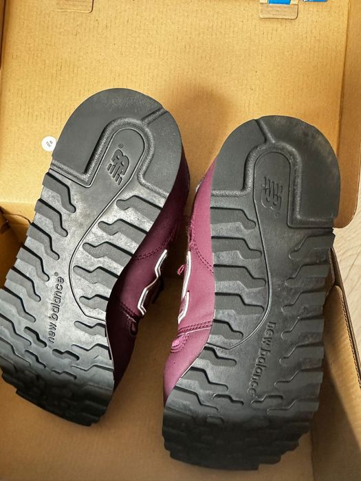 New Balance,marimea 37.5