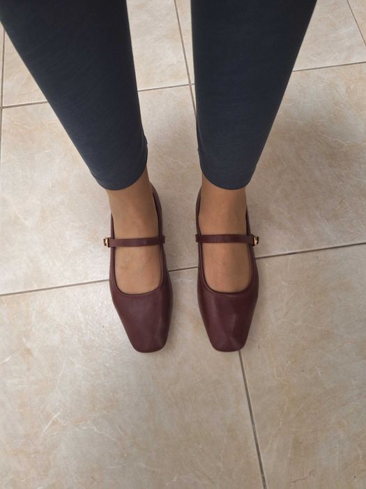 Дамски балеринки в бордо