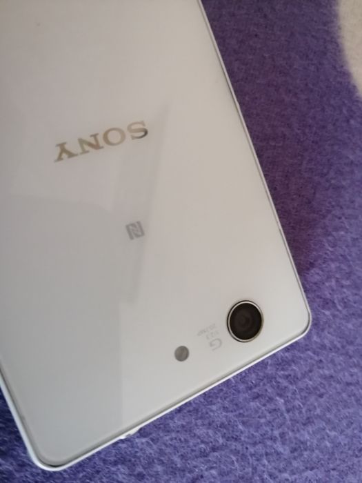 Sony Z3 compact работещ