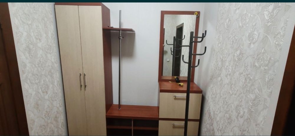 Продам прихожую 2 метра