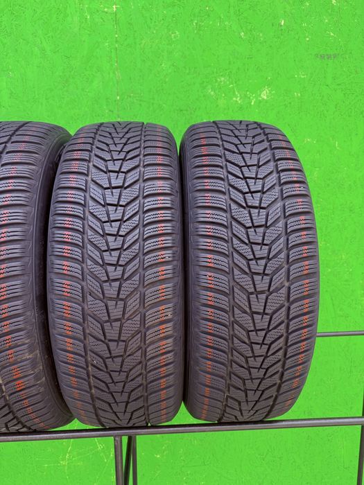 235/60/18 M+S HANKOOK DOT2022 Profil 7.5mm aproape noi