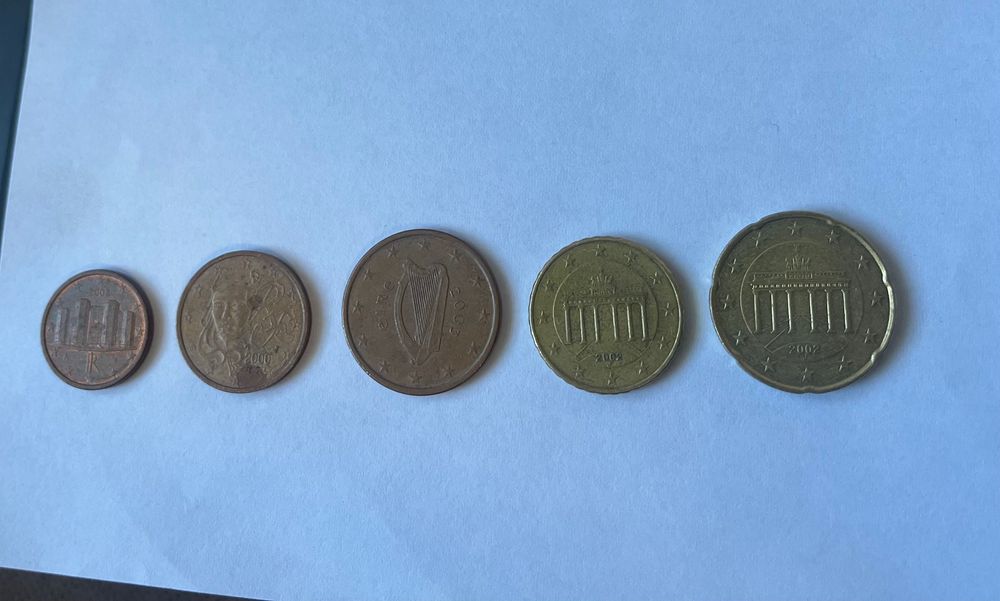 Продавам евро центове колекционерски