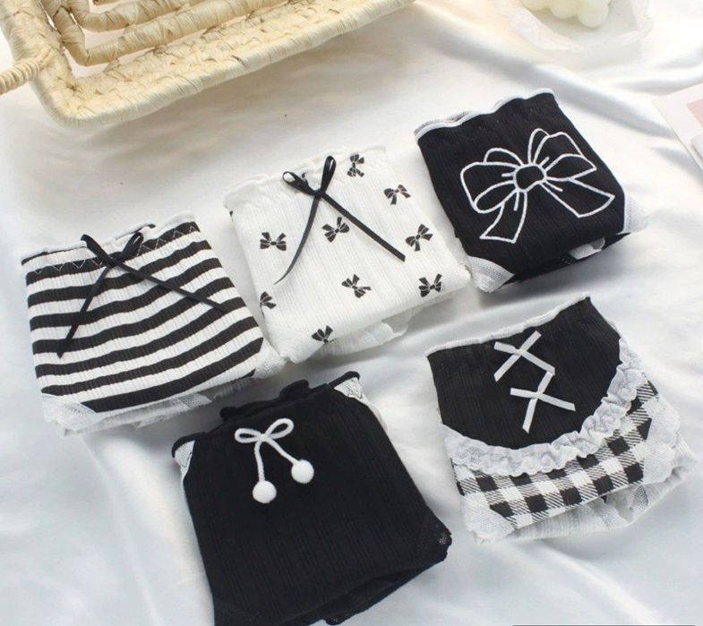 Трусики женские  .